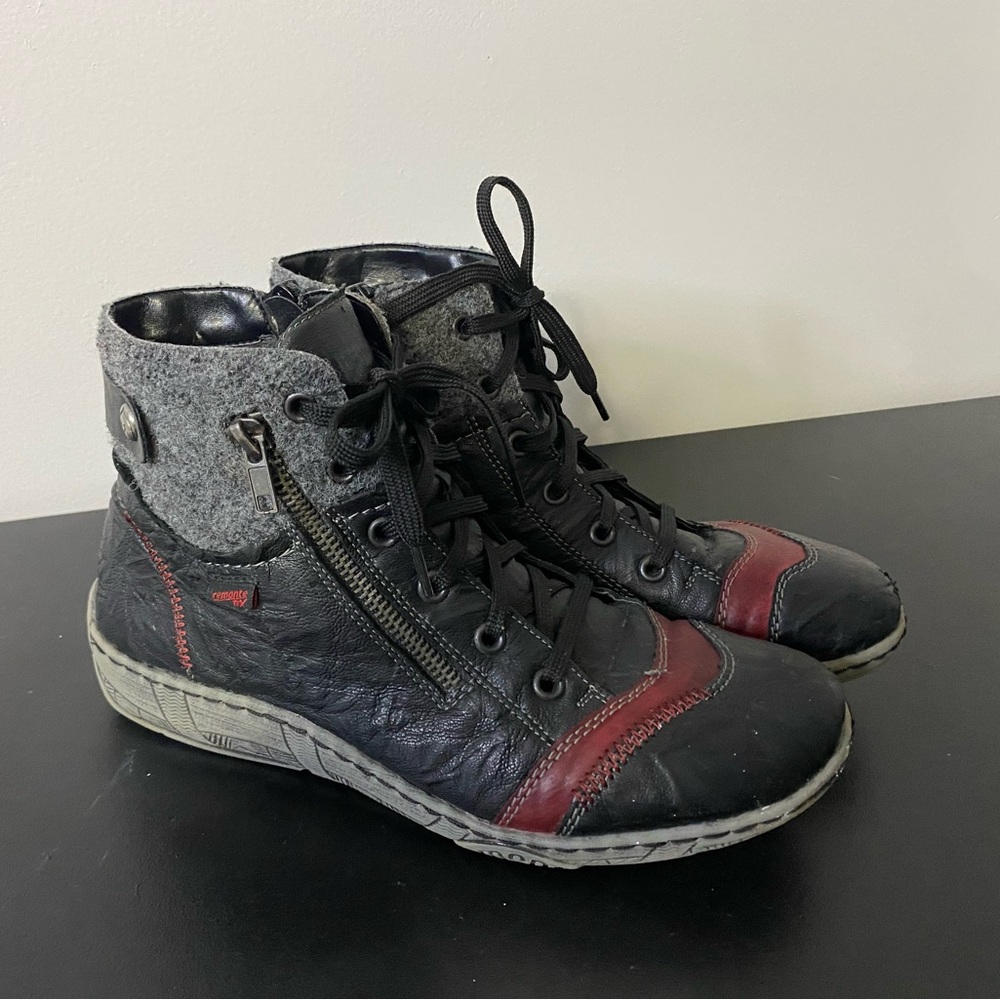 Remonte booties by Reiker